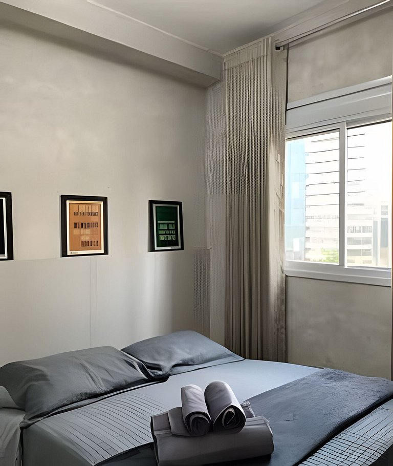 Studio mobiliado próximo à Faria Lima