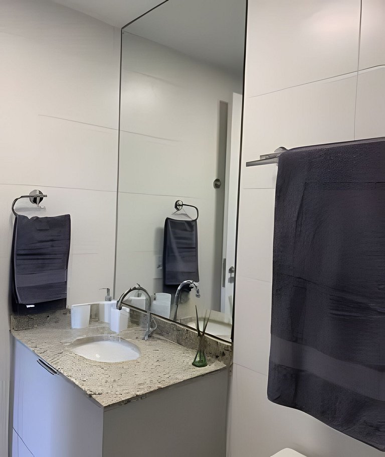 Studio mobiliado próximo à Faria Lima