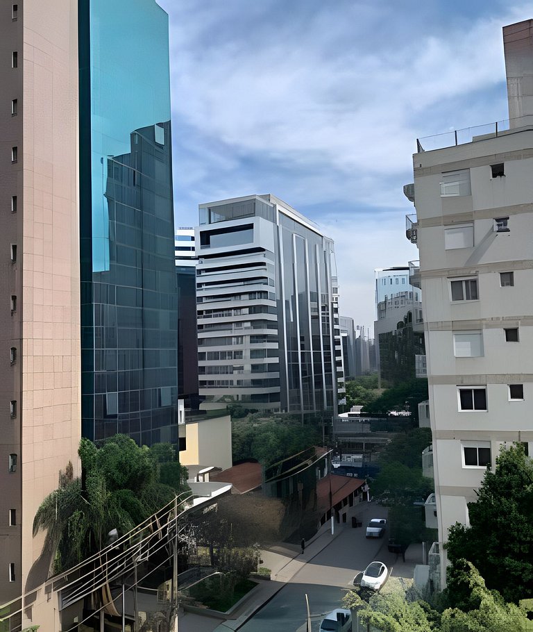 Studio mobiliado próximo à Faria Lima